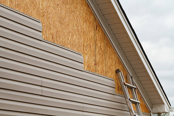 24/7 Emergency Vinyl Siding experts in Peabody, MA
